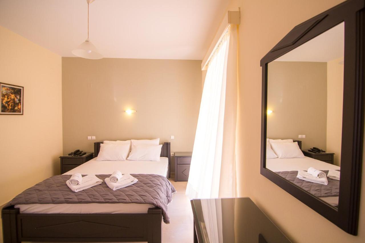 Adonis Hotel Preveza Exterior photo