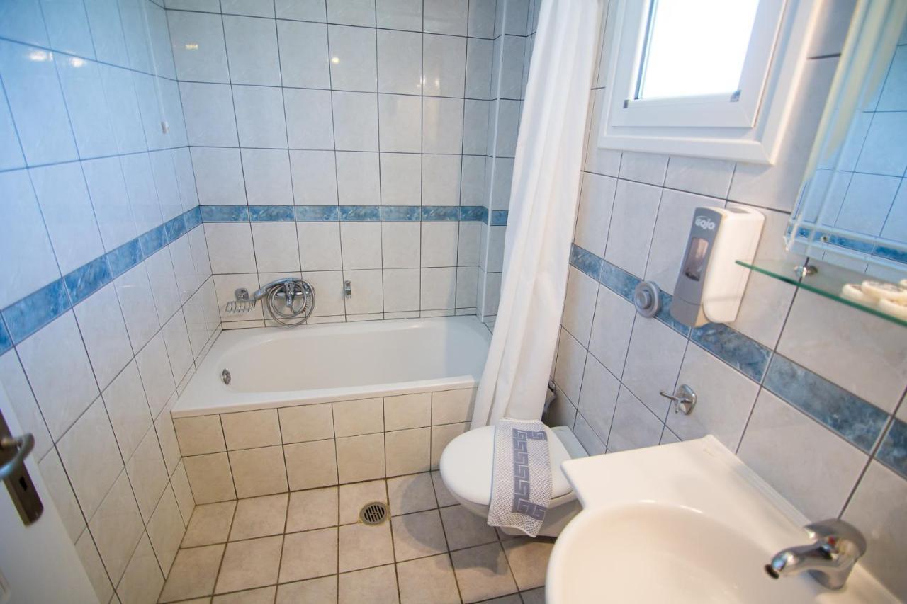 Adonis Hotel Preveza Exterior photo